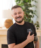 Book an Appointment with Denis Denarde at OM in Waterdown