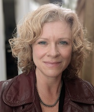 Book an Appointment with Tracy Moar for Massage Therapy