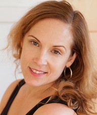 Book an Appointment with Eloisa Slimmon for Acupuncture