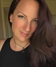 Book an Appointment with Raelle Housek for Holistic Nutrition