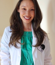 Book an Appointment with Helen Wong for Chinese Medicine
