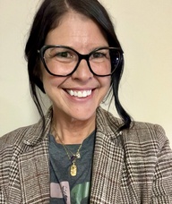 Book an Appointment with Roxanne Arnott for Adolescent Therapy- Ages 13-17