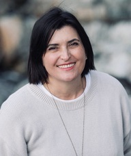 Book an Appointment with Lindy Le for East Vancouver Counselling: In Person and Online Counsellors