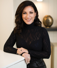 Book an Appointment with Eyrin Mander for Eyrin Mander