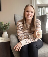 Book an Appointment with Steph Collins for Psychotherapy