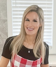 Book an Appointment with Nicole Osinga for Dietetics