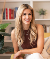 Book an Appointment with Nicole Osinga at Video/Phone Session