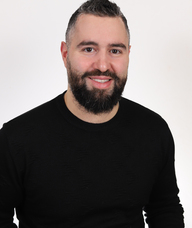 Book an Appointment with Luca De Napoli for Nutrition